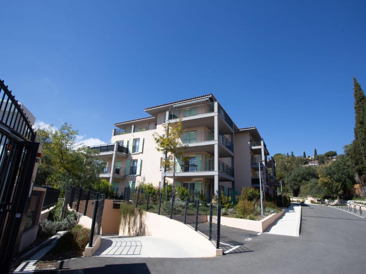 Apartment Le Clos Jardin-1 By Interhome Bormes-les-Mimosas Exterior foto